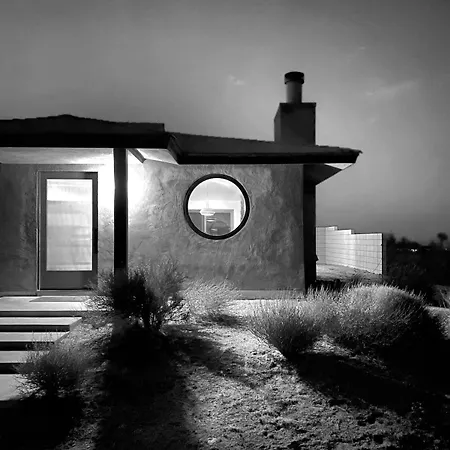 Yucca Hut - Design Forward Oasis Near Joshua Tree Vila